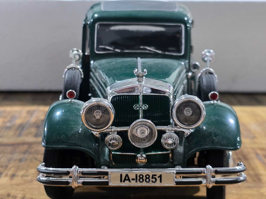 Macheta Auto 1/18 Ricko Horch 851 Pullman