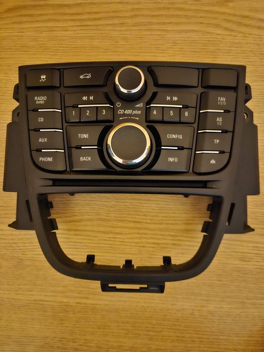 Vand consola si radio CD opel astra J