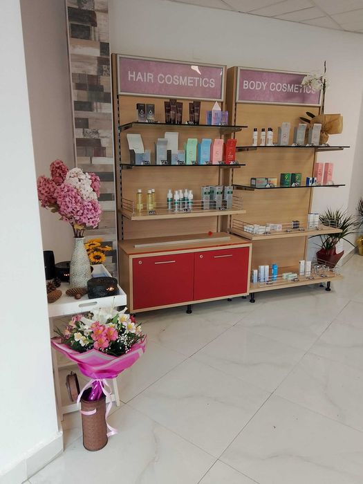 Луксозни витрини с лед осветление