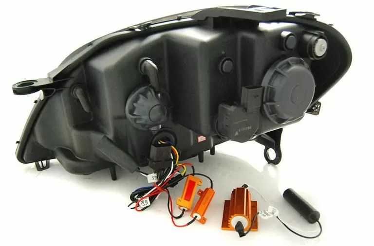 Кристални Фарове за Mercedes ML W164 (05-08) с Бягащ Мигач – Комплект