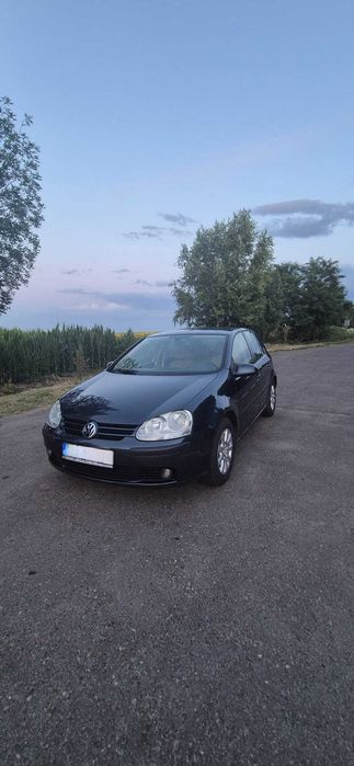 VW Golf 5 – 1.4 FSI (90 CP)