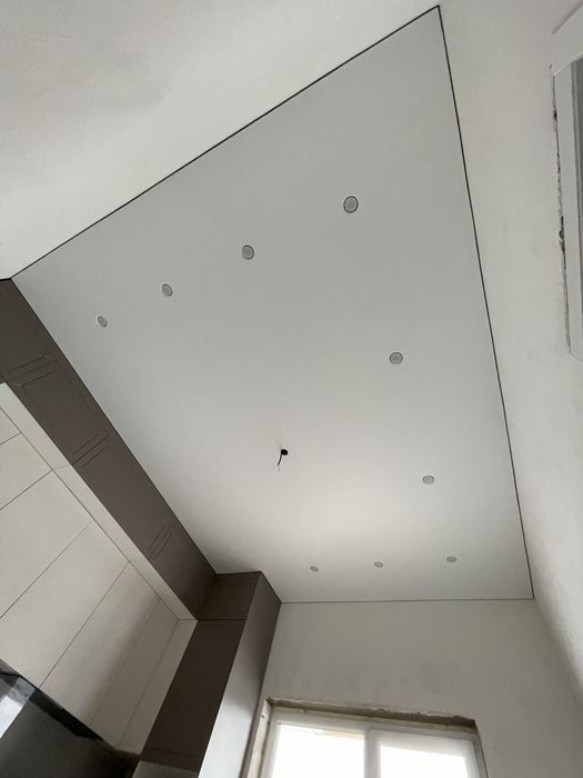 Натяжные потолки