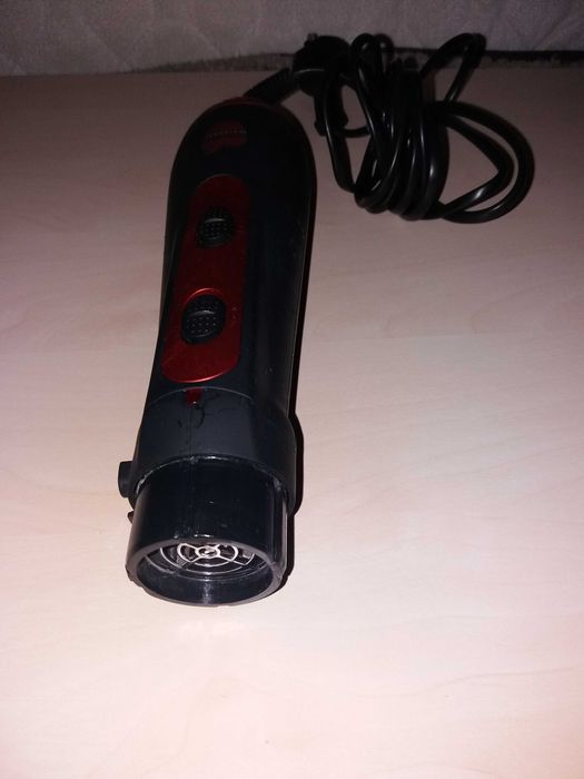 Perie electrica pentru uscare si volum Housewives , 1200 W