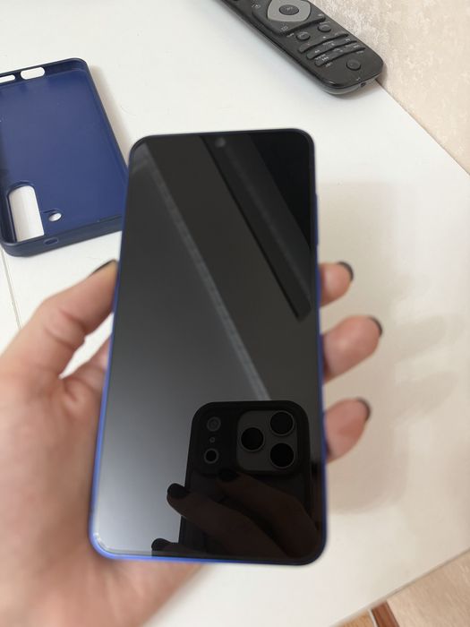 Samsung galaxy s25 12/128 гб