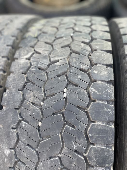 215 75 17.5 Michelin X Multi