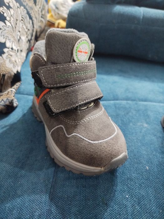 Демисезонная ботинок