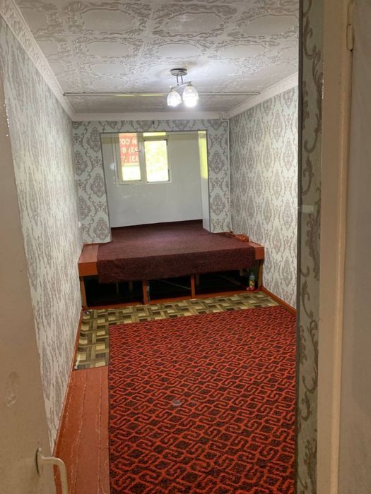 Chilonzor 22 kvartaldan 1 xona galeriyka sotiladi