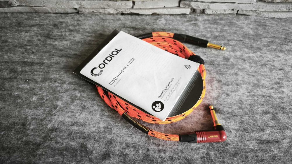 Cablu chitara Jack 6.3mm Cordial Blacklight Edition 3 PR Orange SILENT