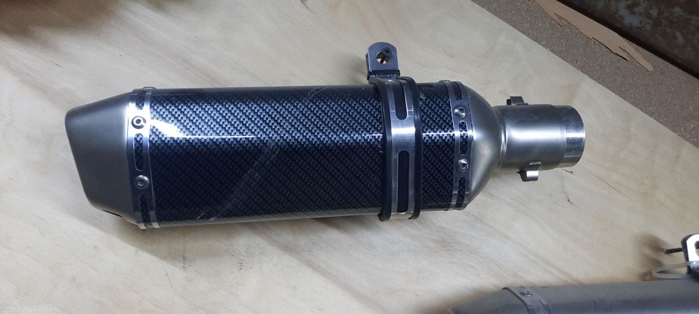 Глушитель Акрапович