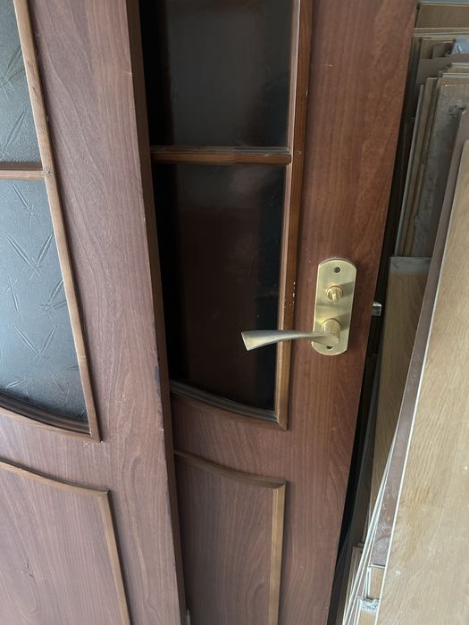 Продаётся комплект дверей 4двери