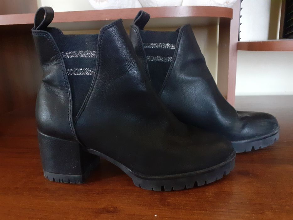 Продам ботиночки