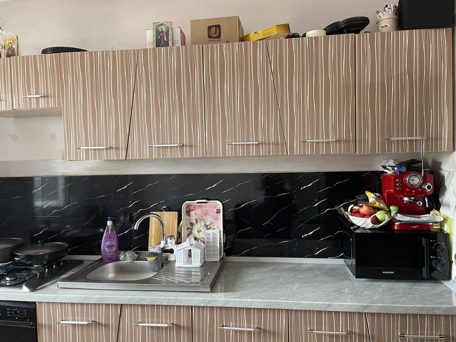 Mobila de bucatarie in stare foarte buna