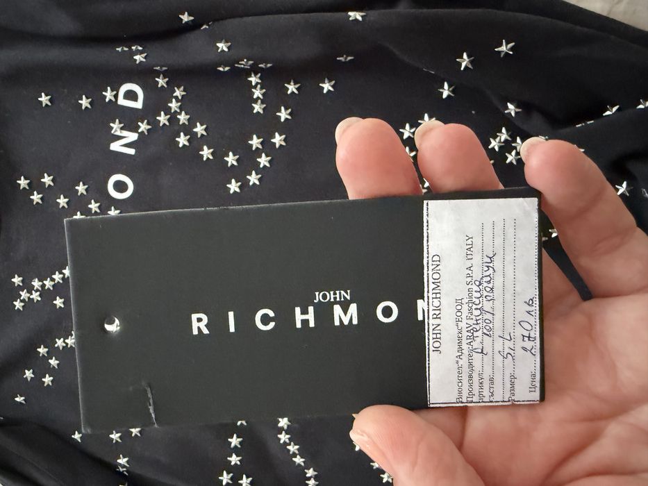 Нова! Дамска тениска John Richmond