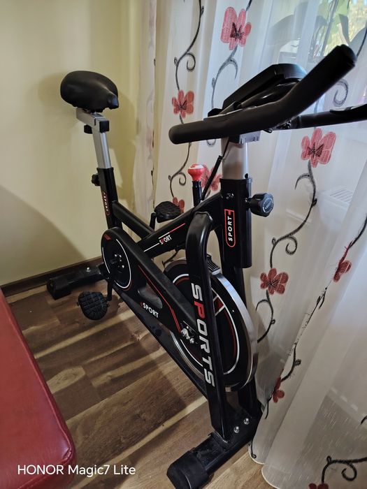 Bicicleta fitness.. Se vinde