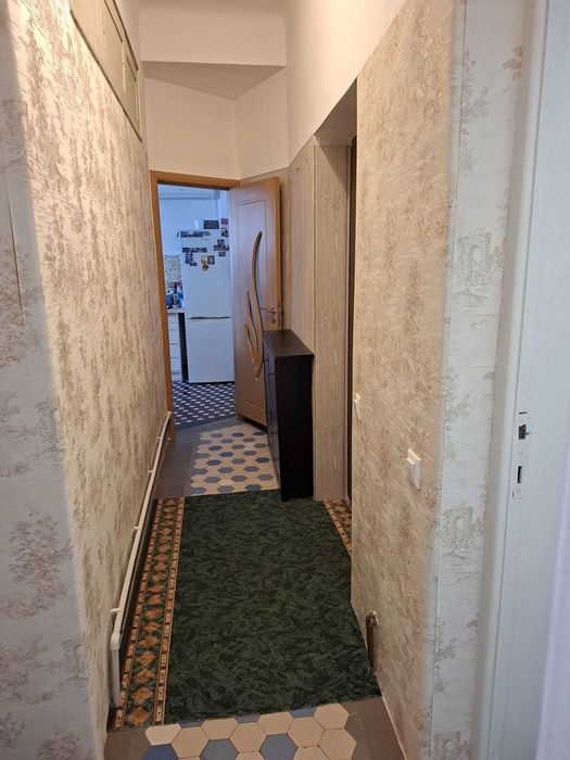 107 mp într-o vilă elegantă, retrasă și liniștită – zona Vasile Lascăr