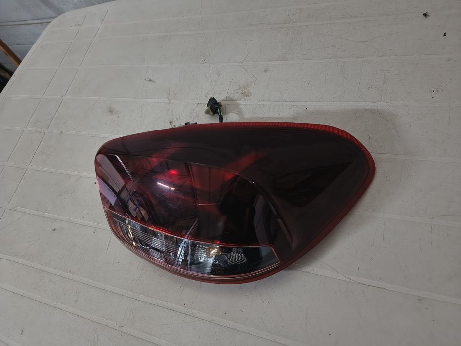 Stop / Lampă Spate Dreapta Dacia Spring (2021 - 2024)  Cod 265507370R