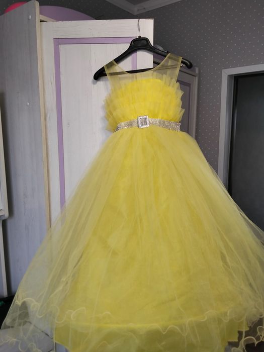 Платье на 8-9 лет