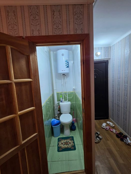 Ұзақ мерзімге 3мкр 3этаж 2бөлмелі ұй жалға береді.