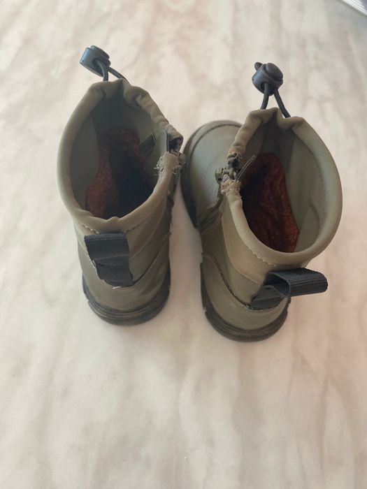 Ghete Zara marimea 23 cm in interior au 14,5 cm am masurat cu ruleta