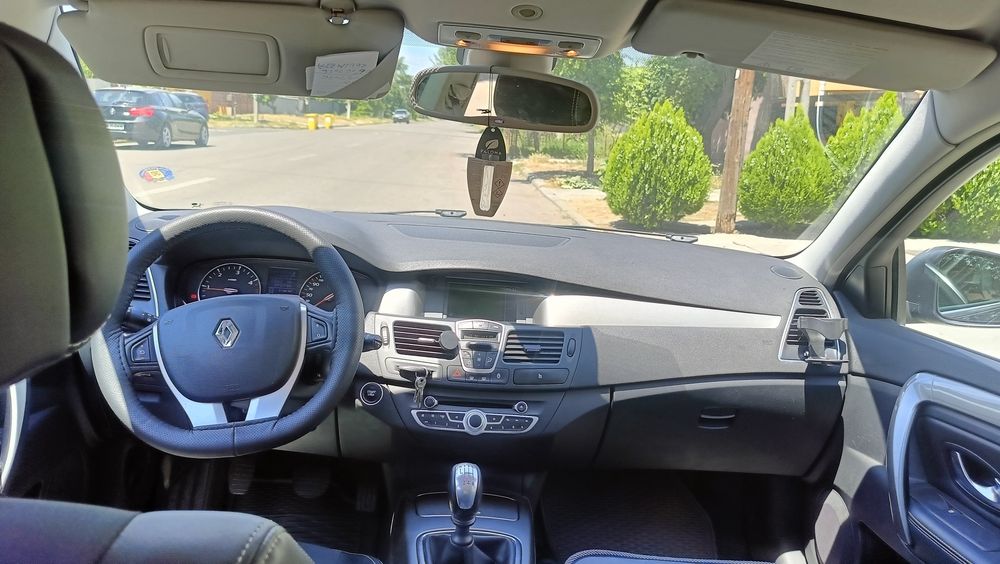 Renault Laguna 2012