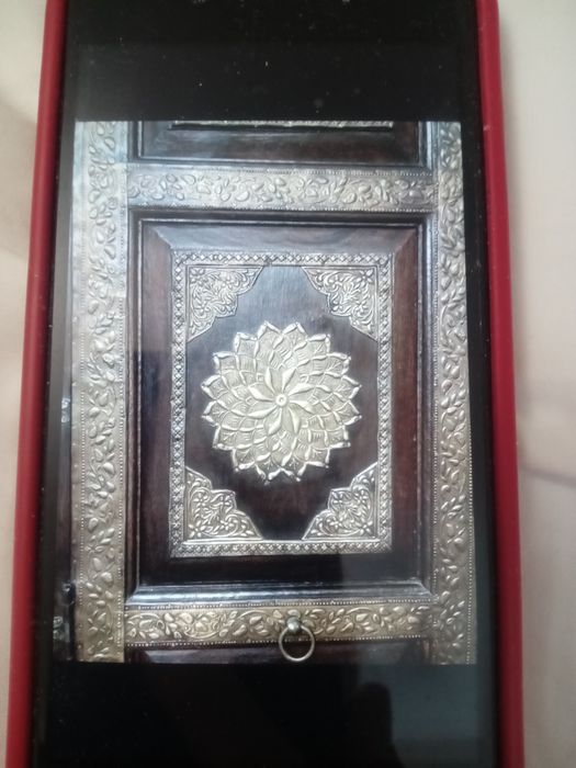 Шкаф ручной работы.Чеканка.