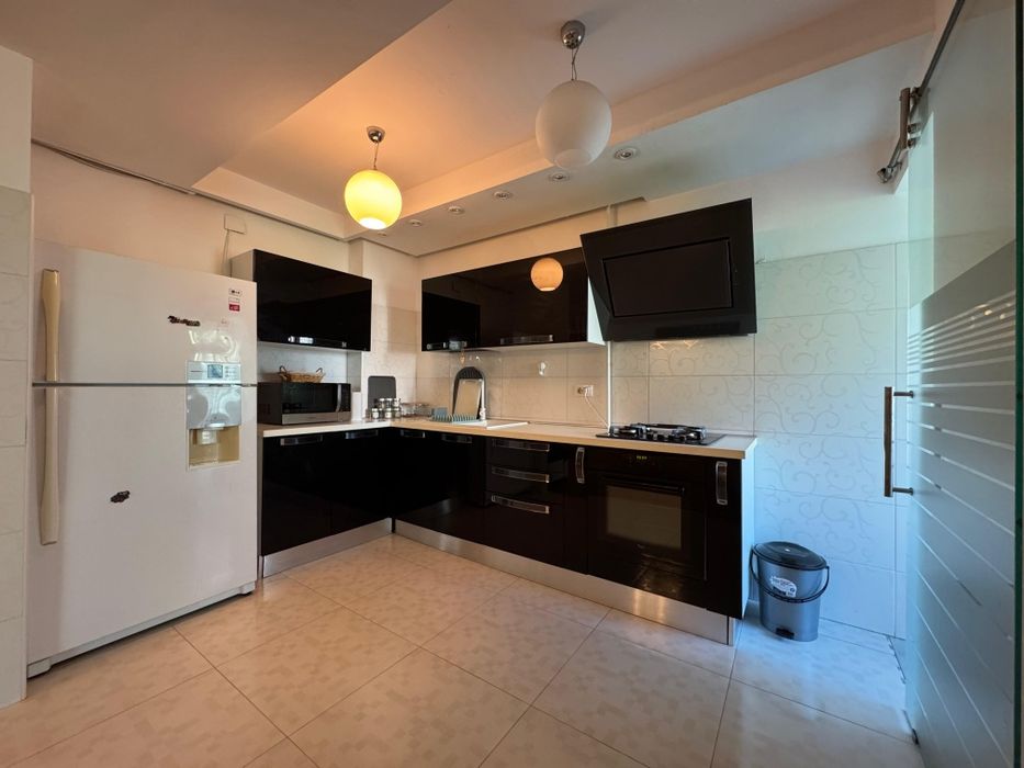 Apartament cu  3 camere de inchiriat - zona Aviatiei - mobilat premium - PROPRIETAR