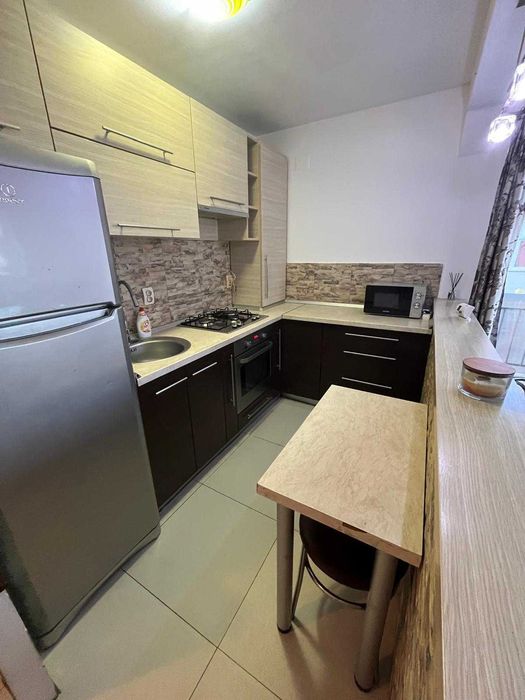 Apartament 2 camere, 50 mp, parcare proprie, complet mobilat, disponibil imediat – Proprietar
