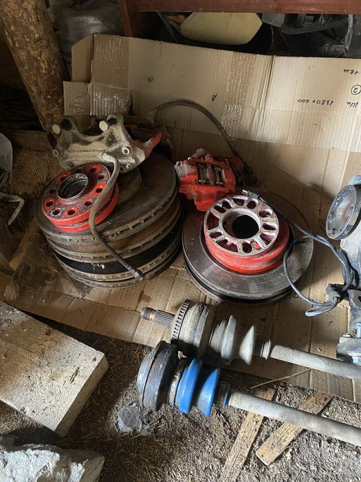 Запчасти на 124 мерседес