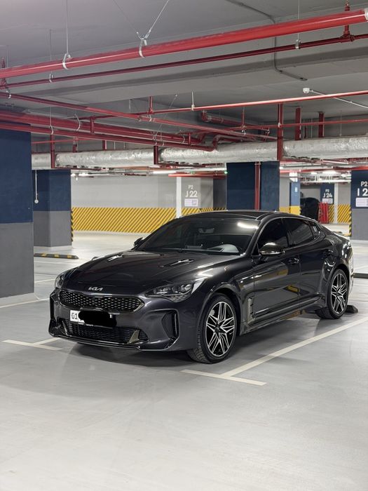 Kia Stinger 3.3 twin turbo