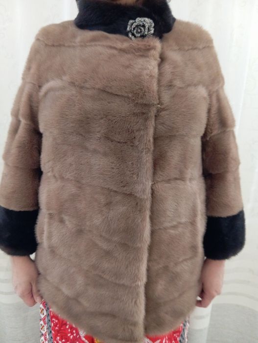 Продам норковую шубу