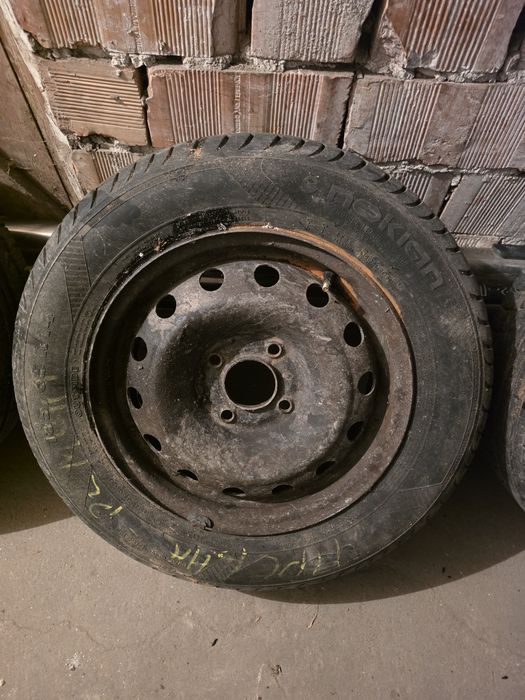 Летни гуми 185/65r14 с джанти