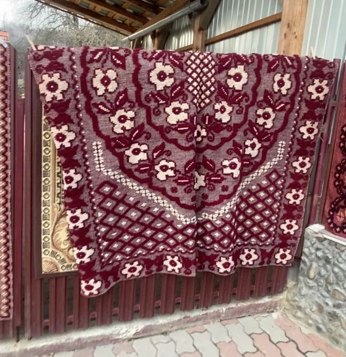 Cuverturi/lepedee din lână naturală țesute