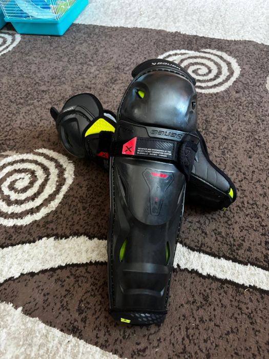 Продам комплект хоккейной формы