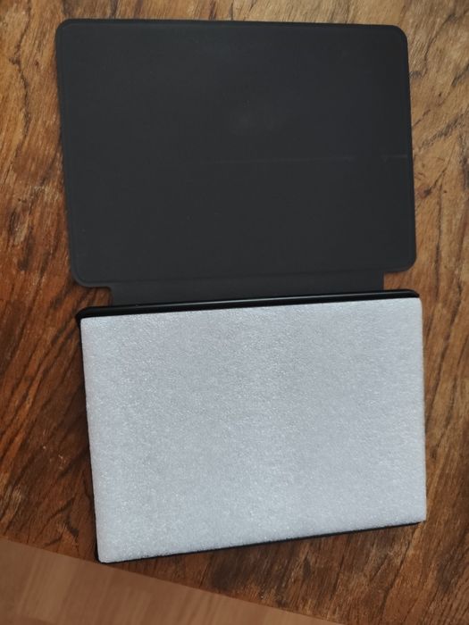 Кейс с функция заспиване за Kindle 11 pro