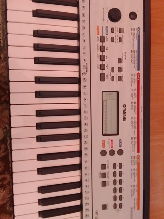 Синтезатор YAMAHA YPT-260