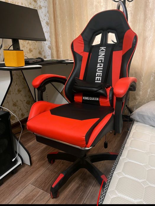 Продам игровое компьютерное кресло KINGQUEEN в отличном состоянии.