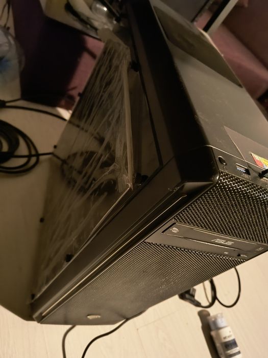 Calculator i5 in stare buna - 600 lei fara monitor (150)