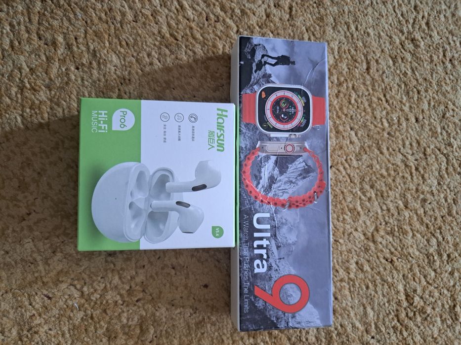 Наушник и часы новые