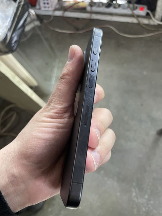 Iphone 15 pro 256 гиг