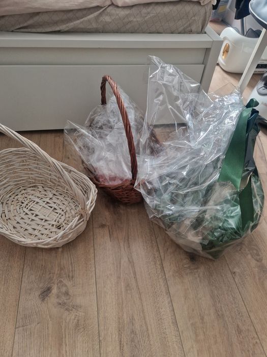 Продам 3 корзины подарочные