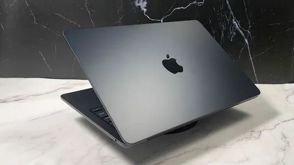 MacBook Air 13 серый 256