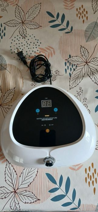 Aparat facial de cosmetica