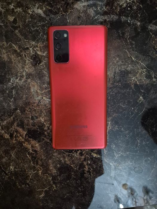 Samsung s20 fe red