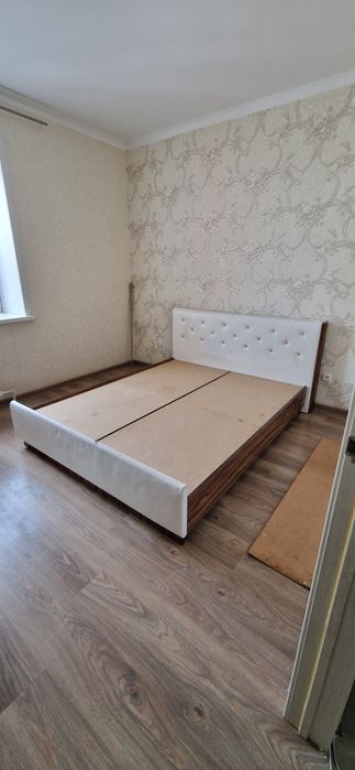 Кровать двуспальная