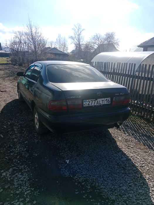Продам Тойота Карина Е