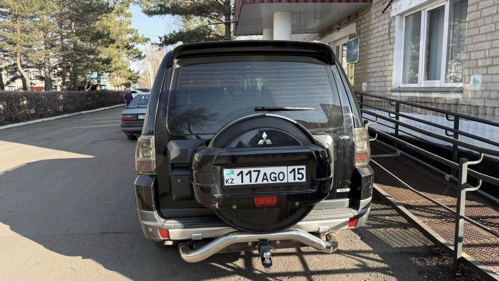 Mitsubishi pajero продам