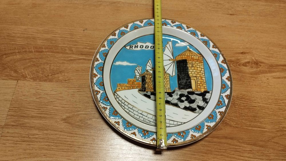 Красива порцеланова чиния от Родос-Гърция