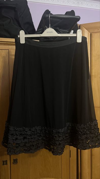 Fusta eleganta cu model