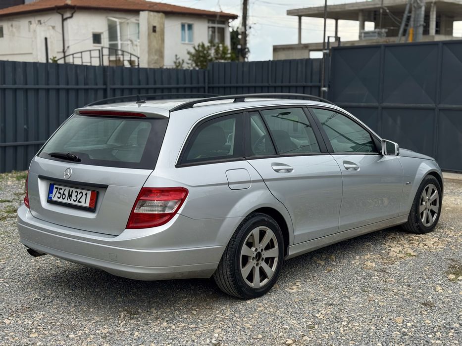 Mercedes Benz C220 2.2CDI BlueEfficiency 2011 Automatic