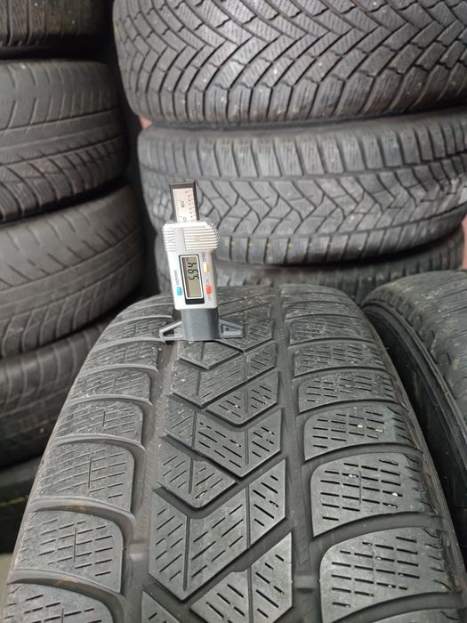 Jante originale Mercedes GLC GLK 235 60R18 Pirelli iarna